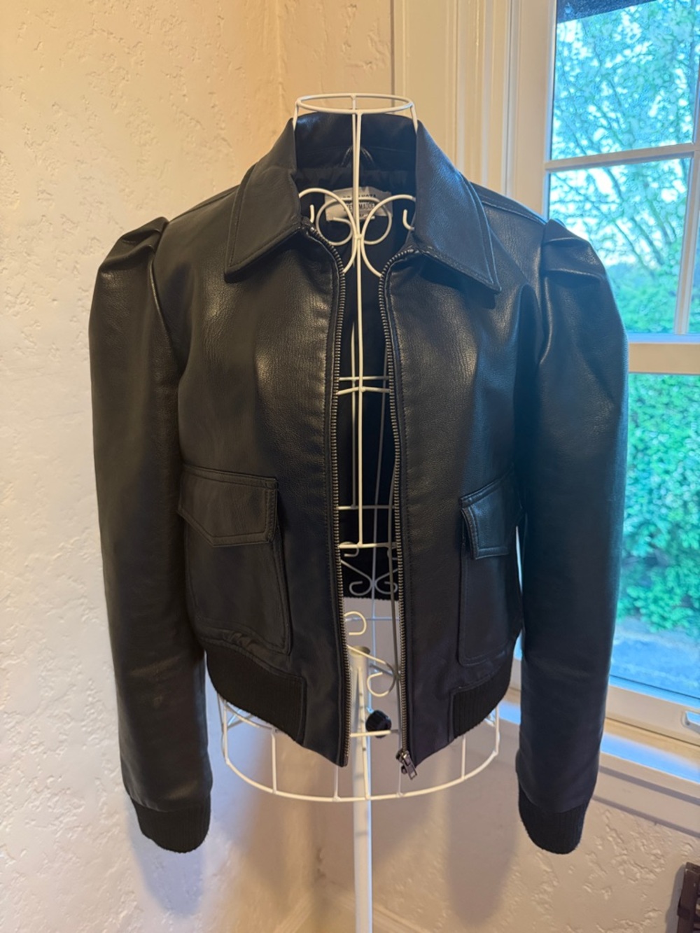 BB Dakota by Steve Madden Black Puff-Sleeve Leather Bomber Jacket